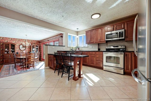 667 Milltown Road, Brewster, NY 10509