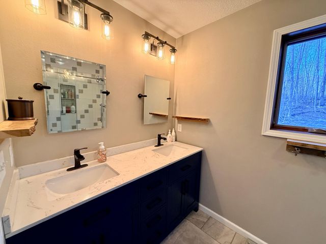 48662 Teranis Trail, Bemidji, MN 56601