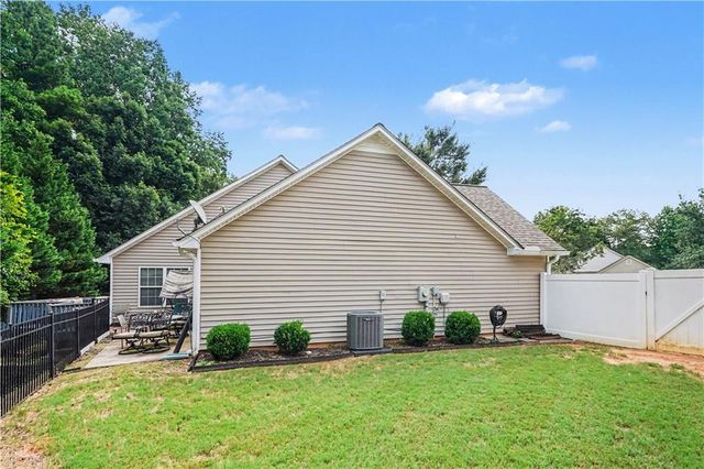 31 Bramble Court, Jefferson, GA 30549