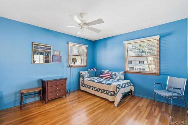 29 Munson Court, Melville, NY 11747