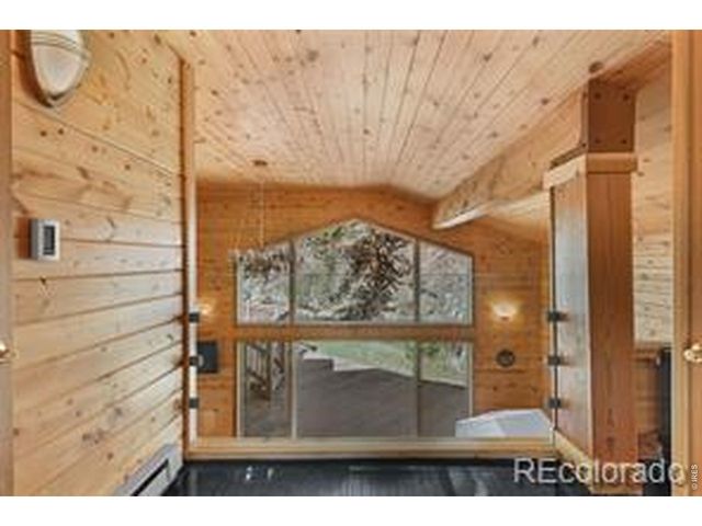 746 Riverside Dr, Lyons, CO 80540