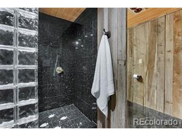746 Riverside Dr, Lyons, CO 80540