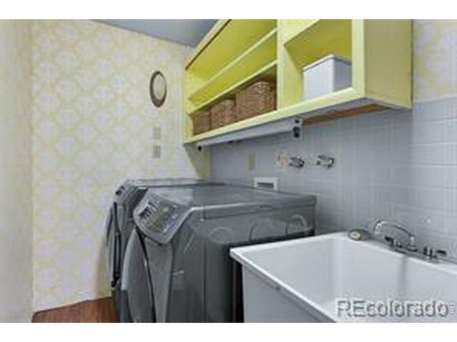 746 Riverside Dr, Lyons, CO 80540