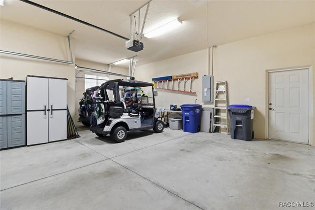 3073 W Shadow Creek Loop, Lecanto, FL 34461