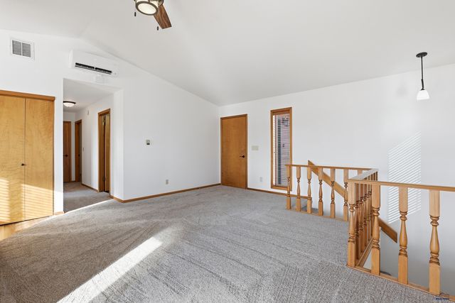 6548 BEVERLY DR, Rapid City, SD 57701