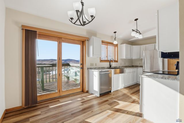 6548 BEVERLY DR, Rapid City, SD 57701