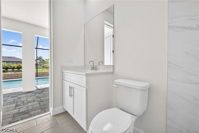 122 SW 21st TER, Cape Coral, FL 33991