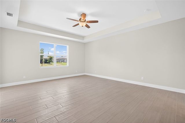 122 SW 21st TER, Cape Coral, FL 33991