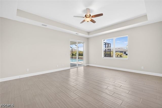 122 SW 21st TER, Cape Coral, FL 33991