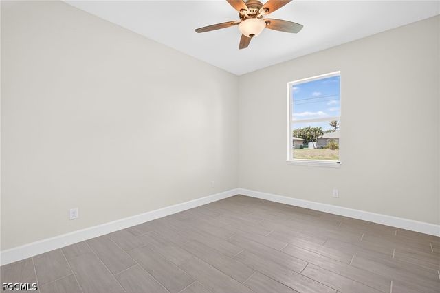 122 SW 21st TER, Cape Coral, FL 33991