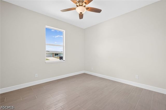 122 SW 21st TER, Cape Coral, FL 33991