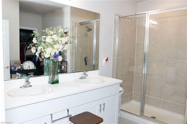5190 42nd ST NE, Naples, FL 34120