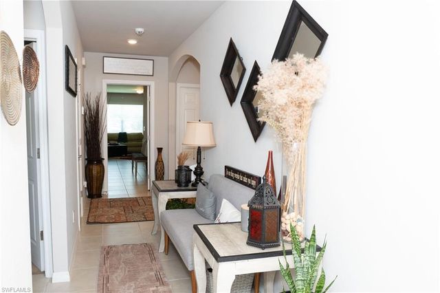5190 42nd ST NE, Naples, FL 34120
