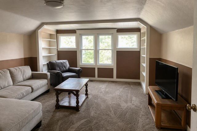 1112 S ASH St, Spokane, WA 99204