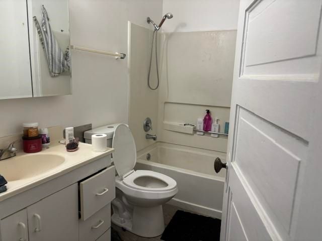 1112 S ASH St, Spokane, WA 99204