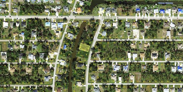 1039 Beacon DR, Port Charlotte, FL 33952