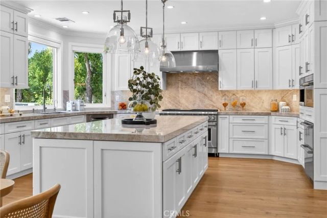 25714 Simpson Place, Calabasas, CA 91302
