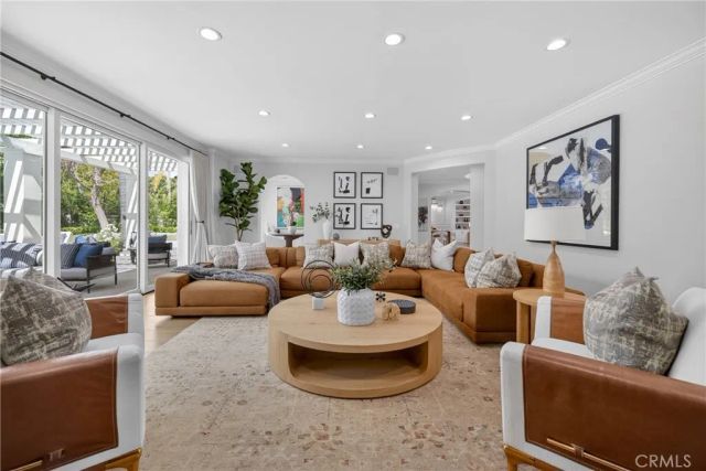 25714 Simpson Place, Calabasas, CA 91302