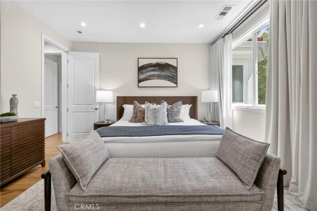 25714 Simpson Place, Calabasas, CA 91302
