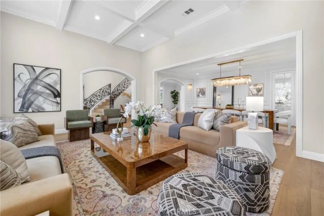 25714 Simpson Place, Calabasas, CA 91302