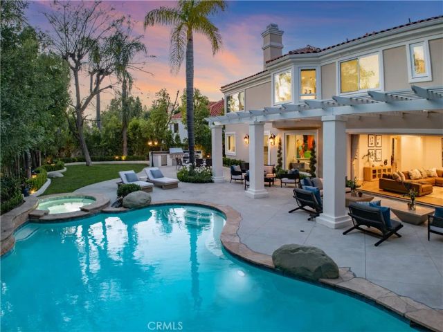 25714 Simpson Place, Calabasas, CA 91302