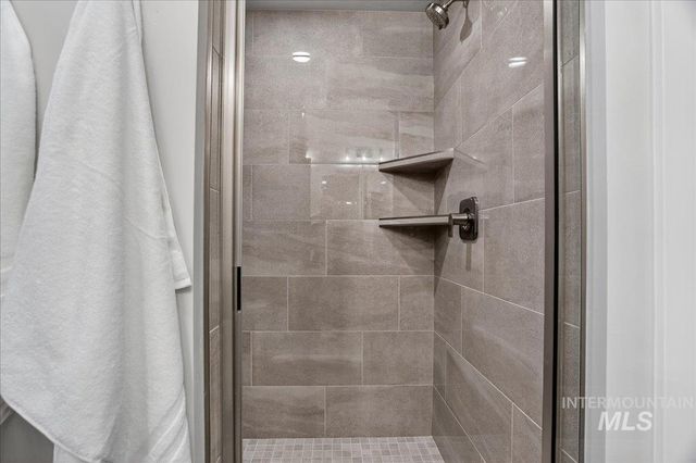 10191 Windrock St., Nampa, ID 83687