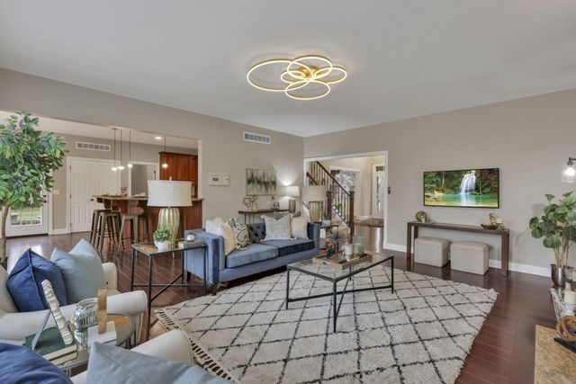 6068 Streamside Drive, Galena, OH 43021