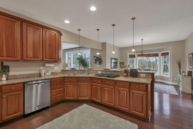 6068 Streamside Drive, Galena, OH 43021