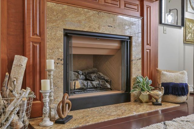 6068 Streamside Drive, Galena, OH 43021