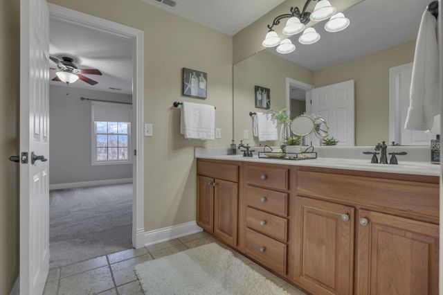 6068 Streamside Drive, Galena, OH 43021