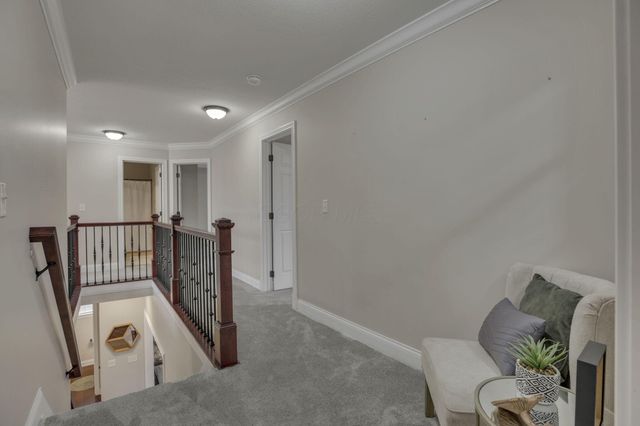 6068 Streamside Drive, Galena, OH 43021