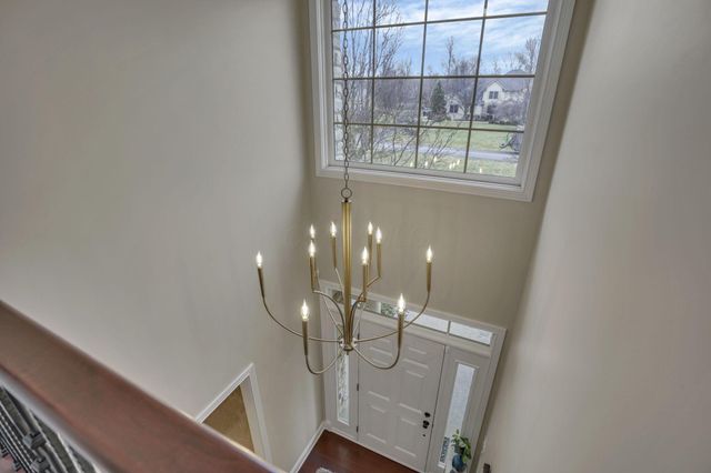 6068 Streamside Drive, Galena, OH 43021