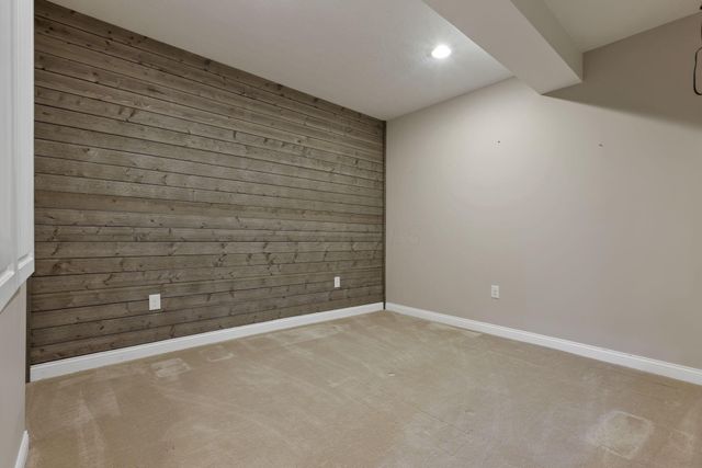 6068 Streamside Drive, Galena, OH 43021