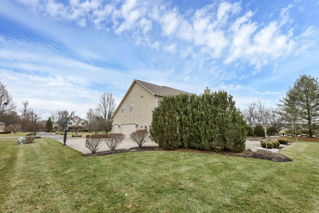 6068 Streamside Drive, Galena, OH 43021