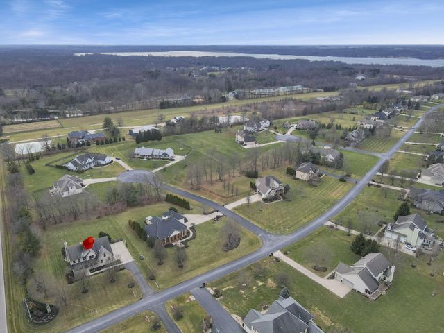 6068 Streamside Drive, Galena, OH 43021