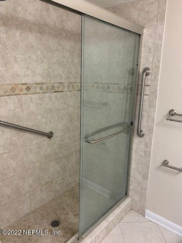 5201 ATLANTIC Boulevard 5, Jacksonville, FL 32207