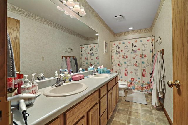 6457 Norfolk LANE, Mount Pleasant, WI 53406