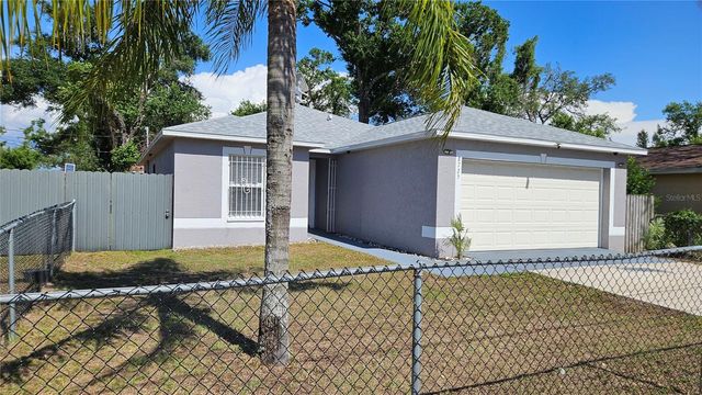 8725 N 13TH STREET, Tampa, FL 33604
