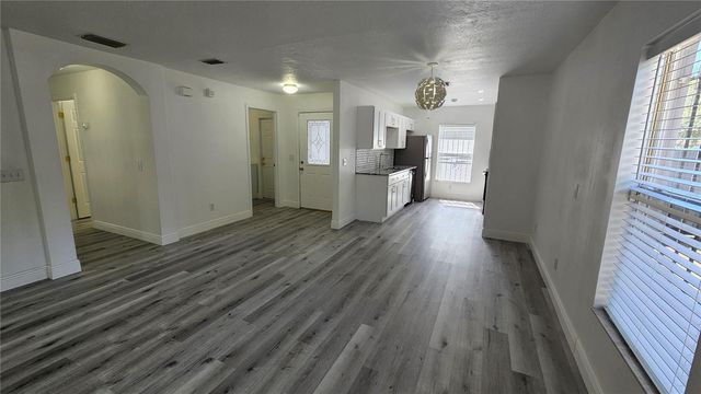 8725 N 13TH STREET, Tampa, FL 33604