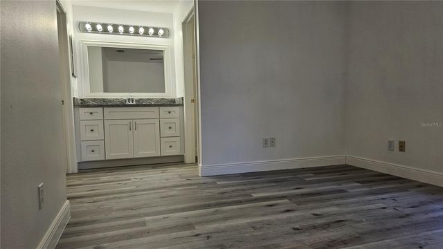 8725 N 13TH STREET, Tampa, FL 33604