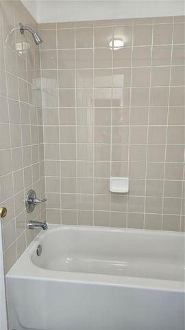 8725 N 13TH STREET, Tampa, FL 33604