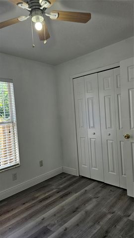 8725 N 13TH STREET, Tampa, FL 33604