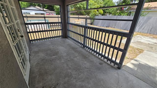 8725 N 13TH STREET, Tampa, FL 33604