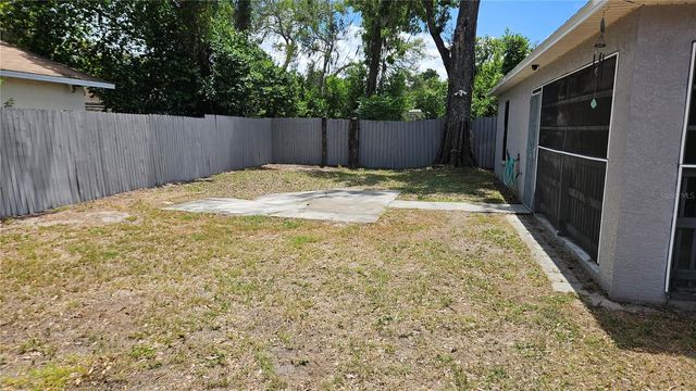 8725 N 13TH STREET, Tampa, FL 33604
