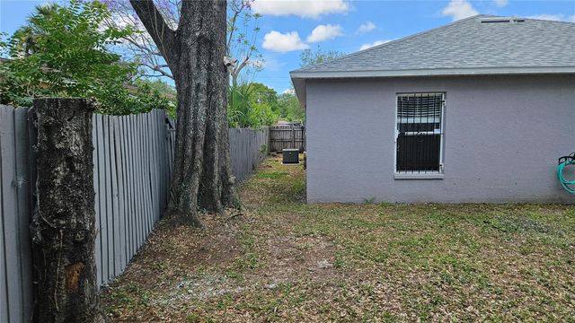8725 N 13TH STREET, Tampa, FL 33604