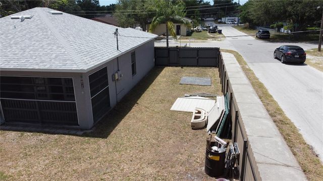8725 N 13TH STREET, Tampa, FL 33604