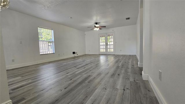 8725 N 13TH STREET, Tampa, FL 33604