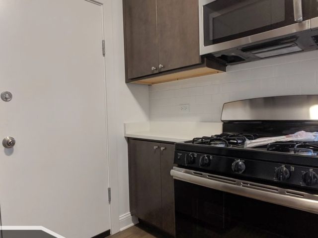 2643 N Spaulding Avenue 1E, Chicago, IL 60647