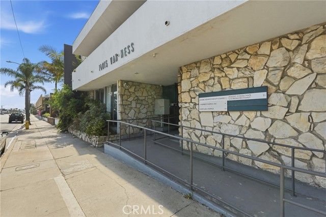 14015 Van Ness Ave, Gardena, CA 90249