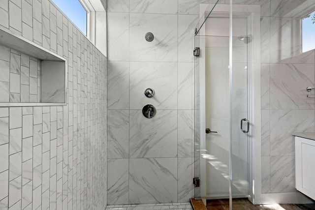 1912 Romeria DR B, Austin, TX 78757